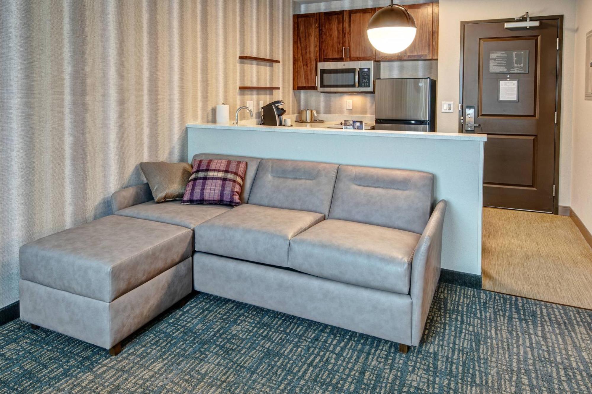 By Marriott Hills Nashville